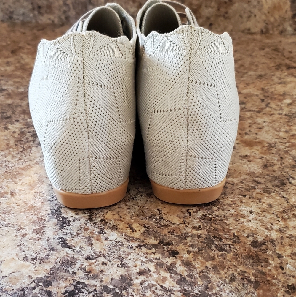 NEW! Hidden Wedge Slip On Sneakers - Picture 3 of 5
